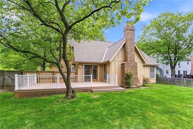 7829 Caenen Street, Lenexa, KS 66216