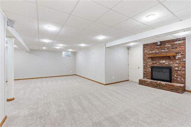 7829 Caenen Street, Lenexa, KS 66216