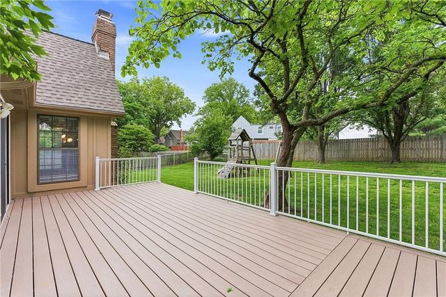 7829 Caenen Street, Lenexa, KS 66216