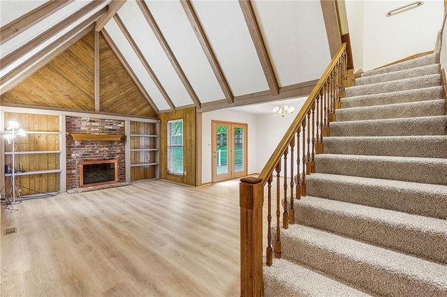 7829 Caenen Street, Lenexa, KS 66216