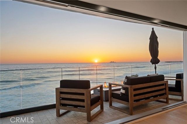 516 S S The Strand, Oceanside, CA 92054