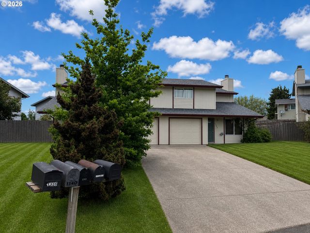 -1 Q St, Springfield, OR 97477