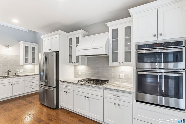 892 Heritage Village A, Southbury, CT 06488
