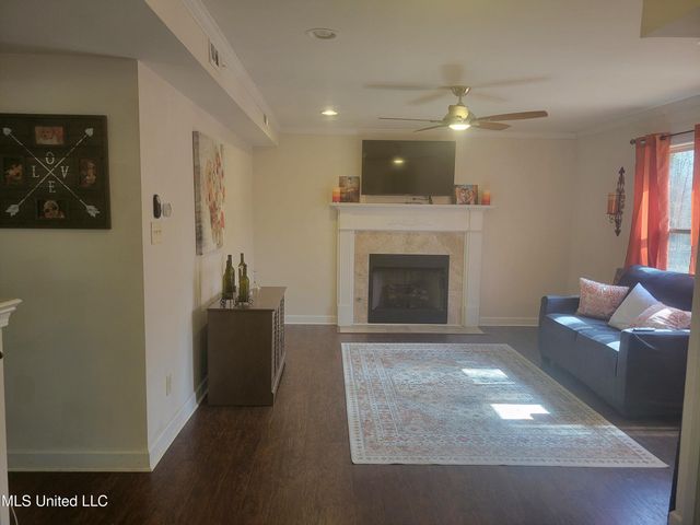 1365 Jo Ann Drive, Southaven, MS 38671