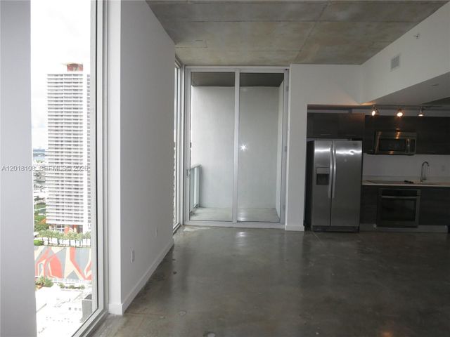 151 SE 1 St 3204, Miami, FL 33131