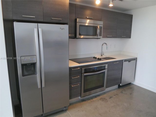 151 SE 1 St 3204, Miami, FL 33131