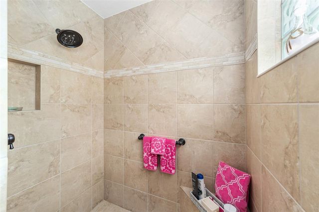 5647 KEY DEER PATH, The Villages, FL 32163