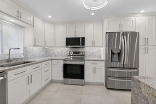 6049 Vía Diana, Delray Beach, FL 33484