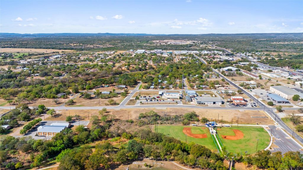 711-3 Avenue N, Marble Falls, TX 78654