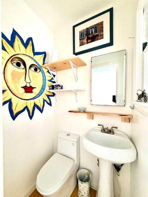 Image 14 of property listing at 1411 N Harrison Avenue, Fresno, CA 93728