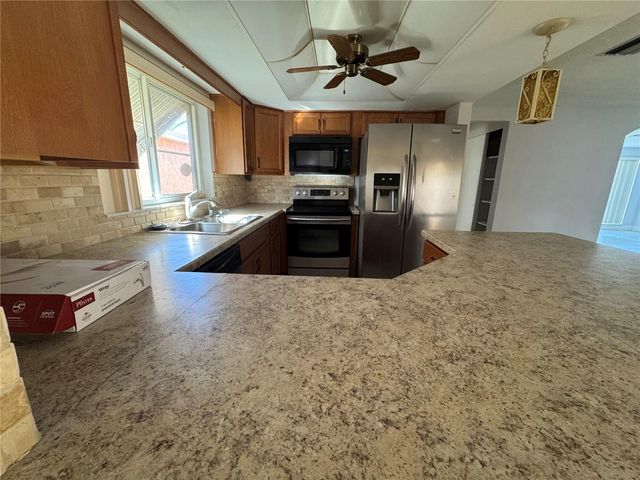 7114 POTOMAC DRIVE, Port Richey, FL 34668