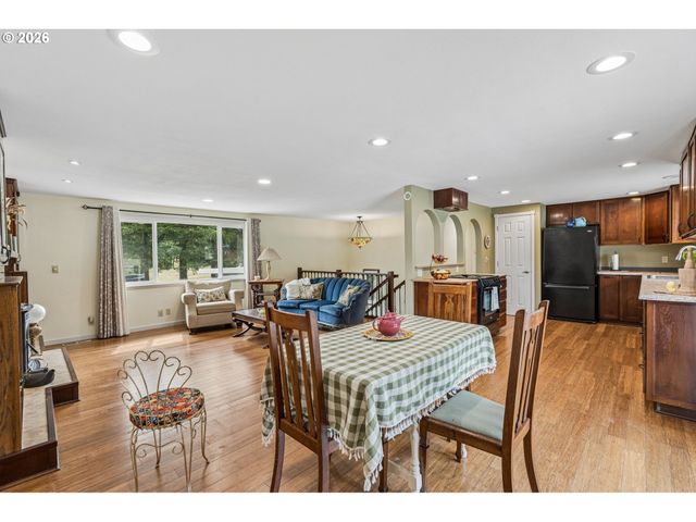 17283 S POTTER Rd, Oregon City, OR 97045