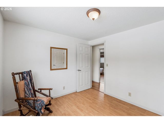 17283 S POTTER Rd, Oregon City, OR 97045