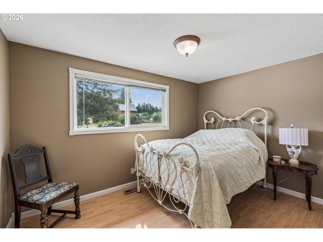 17283 S POTTER Rd, Oregon City, OR 97045