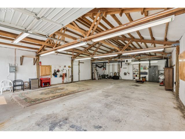 17283 S POTTER Rd, Oregon City, OR 97045