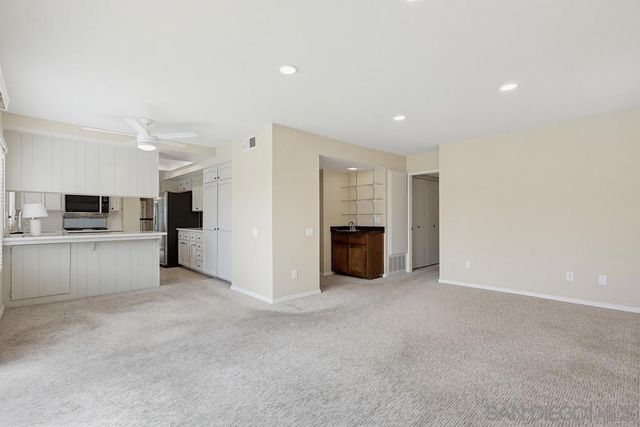 6245 Hannon Ct, San Diego, CA 92117