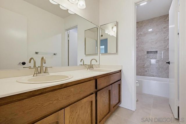 6245 Hannon Ct, San Diego, CA 92117