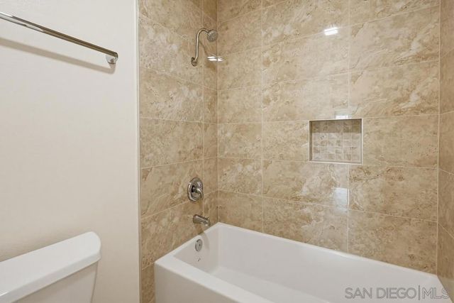6245 Hannon Ct, San Diego, CA 92117