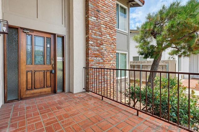 6245 Hannon Ct, San Diego, CA 92117