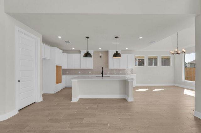 805 Rock Daisy TRL, Hutto, TX 78634