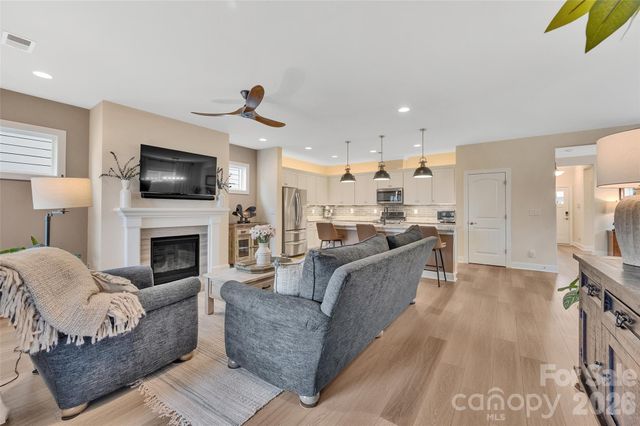 6243 Scuttle Lane, Denver, NC 28037