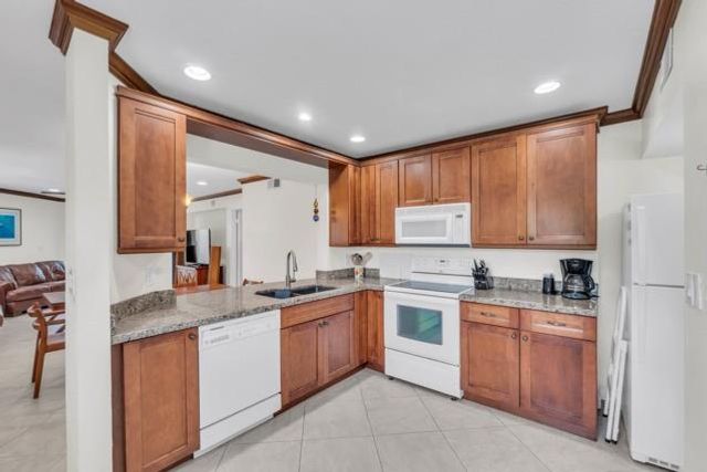 961 SE 20th Avenue 308, Deerfield Beach, FL 33441