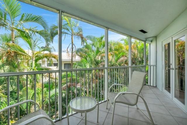 961 SE 20th Avenue 308, Deerfield Beach, FL 33441