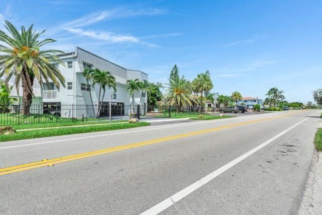 961 SE 20th Avenue 308, Deerfield Beach, FL 33441