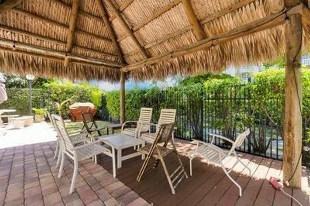 961 SE 20th Avenue 308, Deerfield Beach, FL 33441