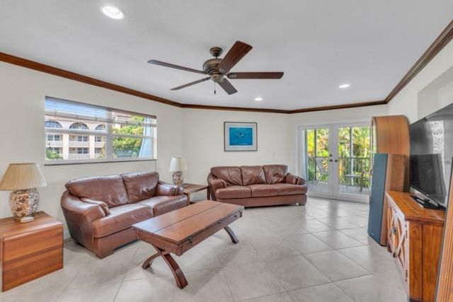961 SE 20th Avenue 308, Deerfield Beach, FL 33441