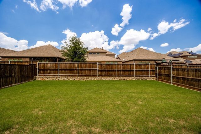 8249 Abellia Court, Dallas, TX 75252