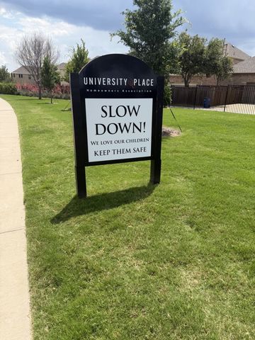 8249 Abellia Court, Dallas, TX 75252