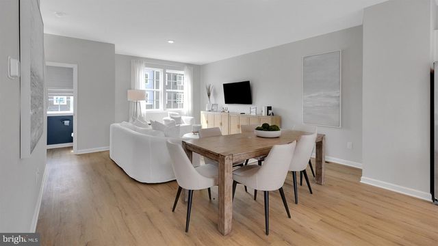 12 FOREST PARK DR, Waretown, NJ 08758