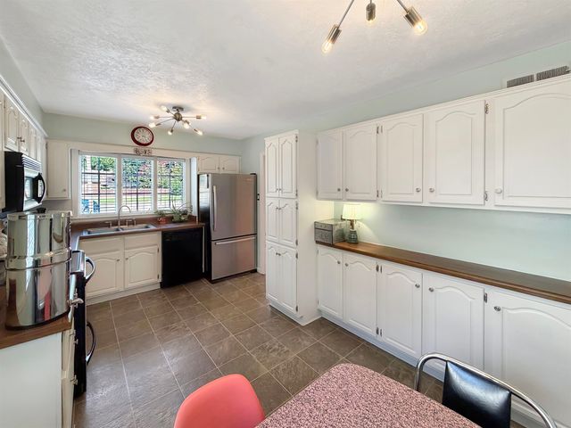 4523 FAIR MEADOW RD, Memphis, TN 38117