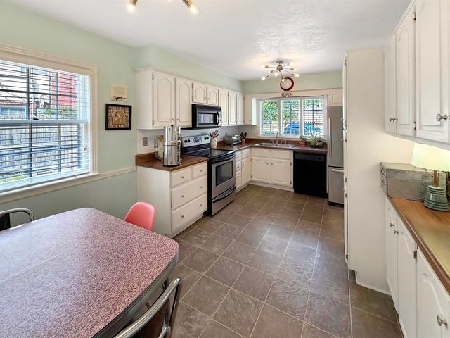4523 FAIR MEADOW RD, Memphis, TN 38117