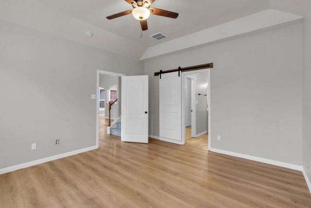 28619 Hidden Cove Drive, Magnolia, TX 77354