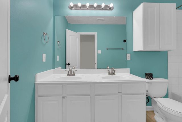28619 Hidden Cove Drive, Magnolia, TX 77354