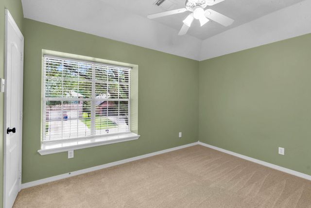 28619 Hidden Cove Drive, Magnolia, TX 77354