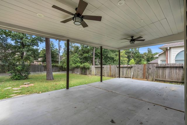 28619 Hidden Cove Drive, Magnolia, TX 77354