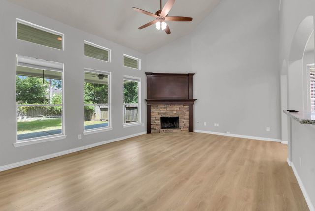 28619 Hidden Cove Drive, Magnolia, TX 77354