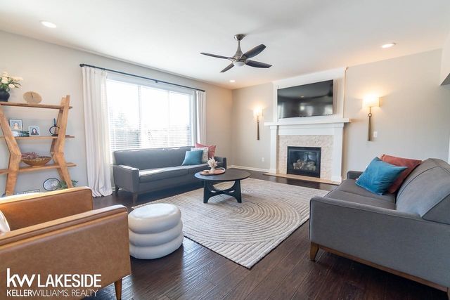 53456 Fitzgerald Drive, Macomb Twp, MI 48042