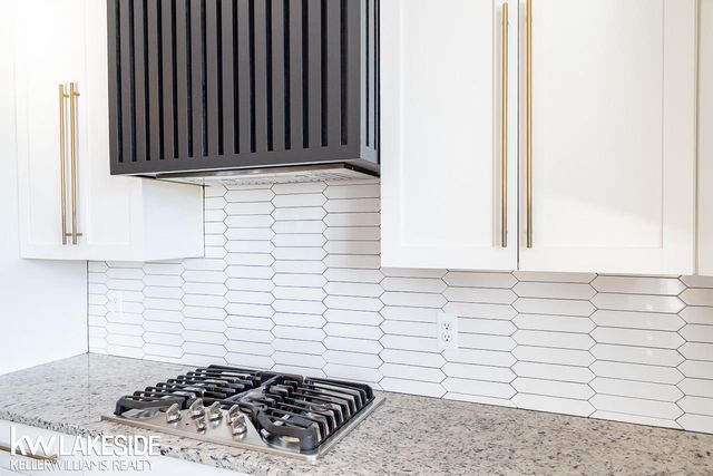 53456 Fitzgerald Drive, Macomb Twp, MI 48042