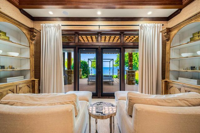 5707 Bay Shore DRIVE, Sturgeon Bay, WI 54235