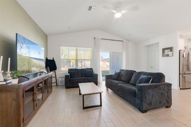 17 BIRCHWOOD PLACE, Palm Coast, FL 32137