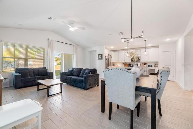 17 BIRCHWOOD PLACE, Palm Coast, FL 32137