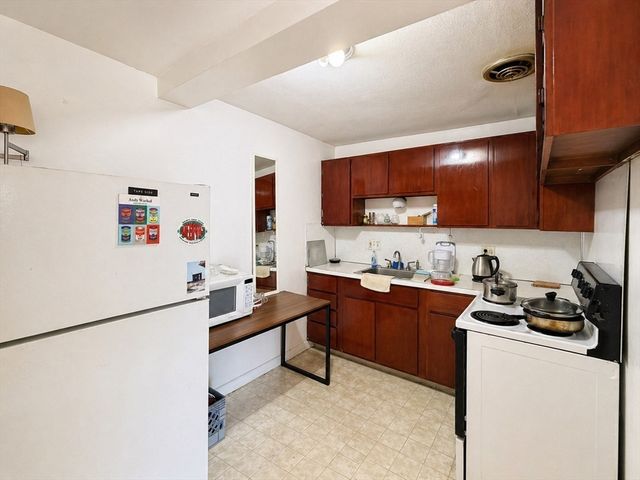 95-99 Maple St 17, Malden, MA 02148