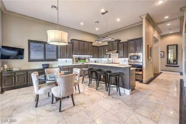 33 Plum Hollow Drive, Henderson, NV 89052