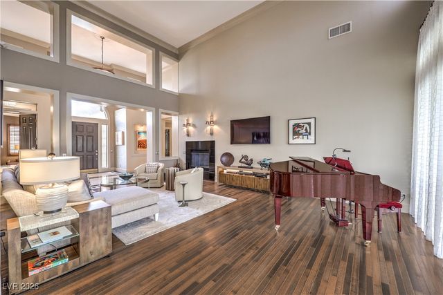 33 Plum Hollow Drive, Henderson, NV 89052