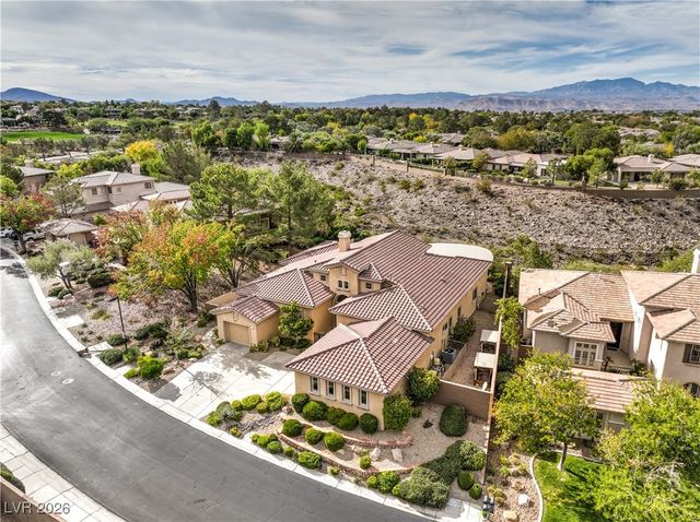 33 Plum Hollow Drive, Henderson, NV 89052