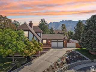 11343 S CLIFFORD CIR, Sandy, UT 84092
